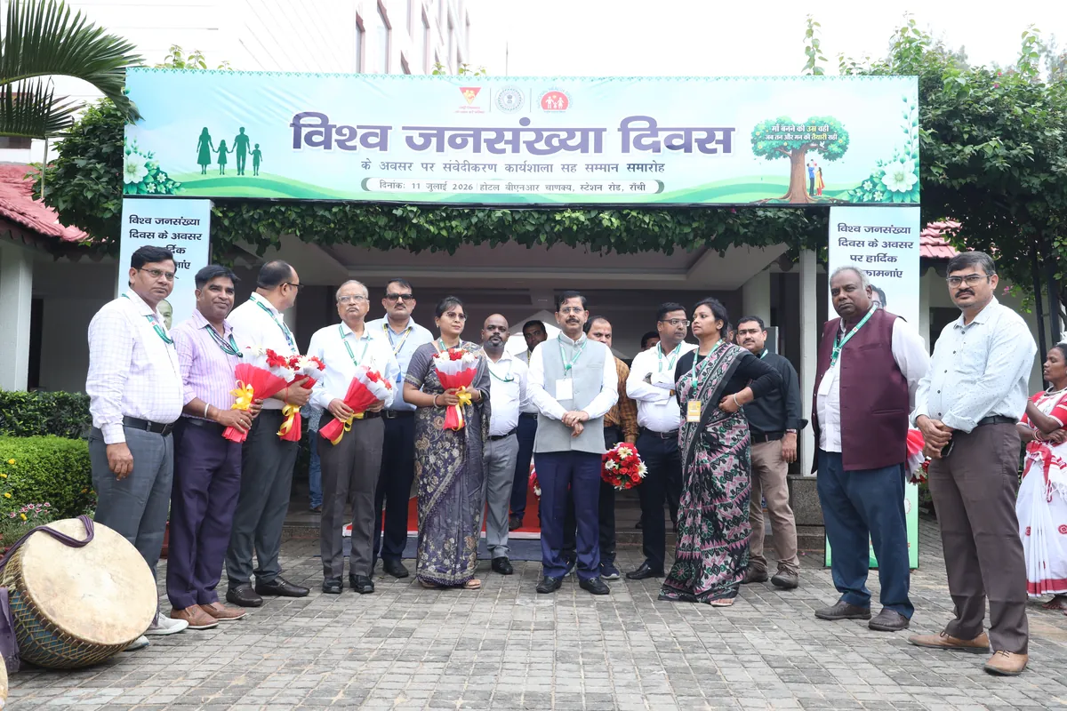 Government dignitary welcome Ranchi - Traditional welcome at Vishwa Jansankhya Diwas 2026