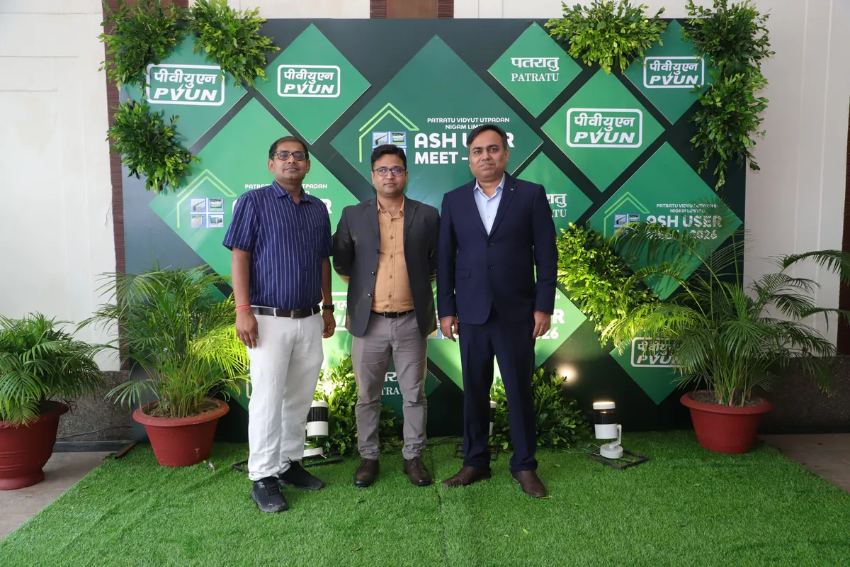Corporate event backdrop design Ranchi - Delegates at NTPC PVUN Ash User Meet 2026 photo booth